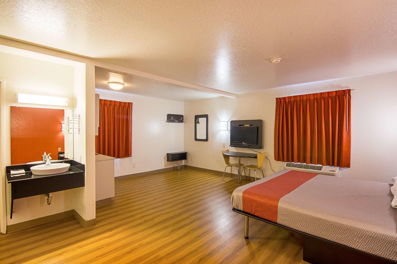 Motel 6 Little Rock South Esterno foto